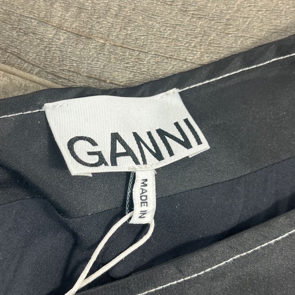 GANNI Black Cold Shoulder Zip Up Dress - Picture 7 of 13